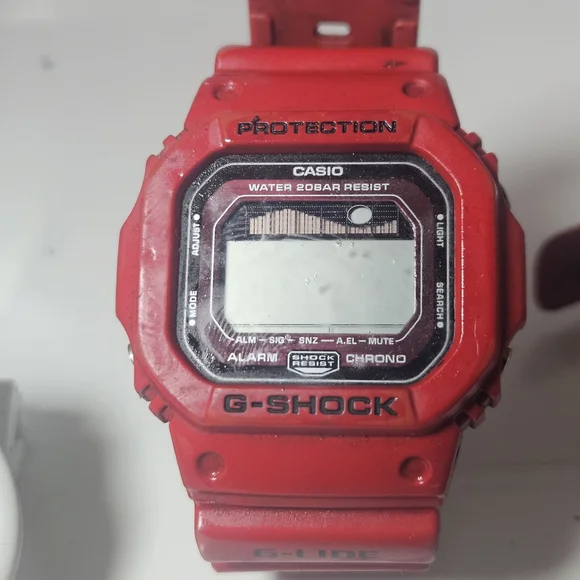G-Shock Red Digital Watch - Picture 5 of 5